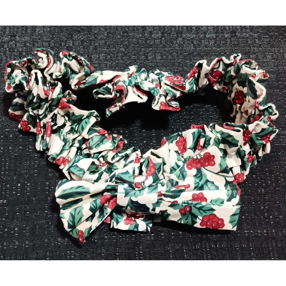 Longaberger Traditional Holly Medium Basket Garter Bow Christmas Holiday 227137